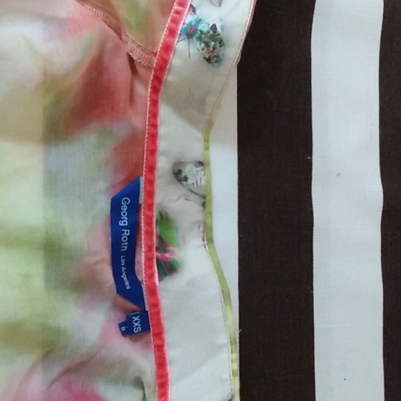 Blouse - Picture 11 of 12